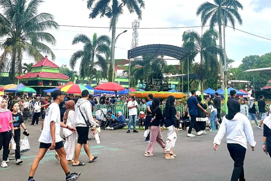 Dari Gerobak hingga Instagram: Bagaimana Street Food Malang Mengubah Wajah Pariwisata Kota