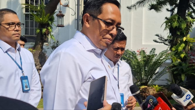 Gelombang Pagar Pengaman Hadir di Mall-Mall Besar, Ini Respons Penasihat Presiden