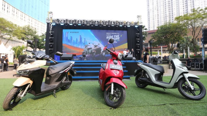 Mobil Listrik vs Bensin: Hitung-hitungan Jangka Panjang yang Mengejutkan Kantong Anda