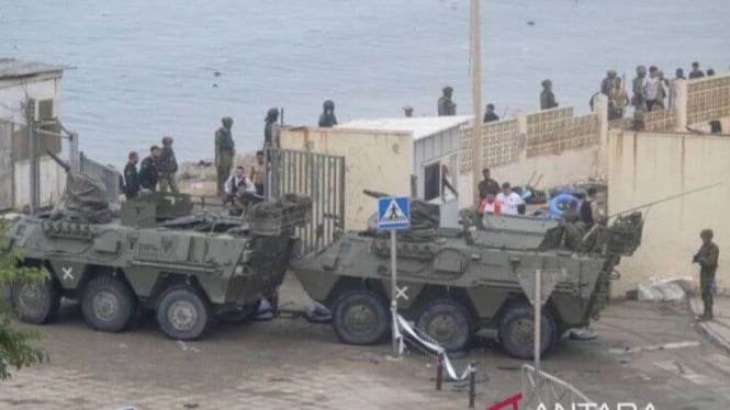 Spanyol Kerahkan Pagar Laut di Ceuta untuk Bendung Gelombang Migran dari Maroko