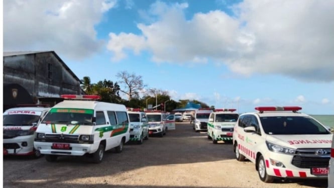 Siaga Penuh: 20 Ambulans Disiapkan di Pelabuhan Kalianget Untuk Tangani Korban KM. Mutiara Sentosa II