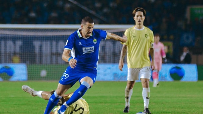 Semifinal Piala Presiden 2026: Persib Hadapi Persija, Persebaya Lawan Arema dalam Pertarungan Seru di Bali
