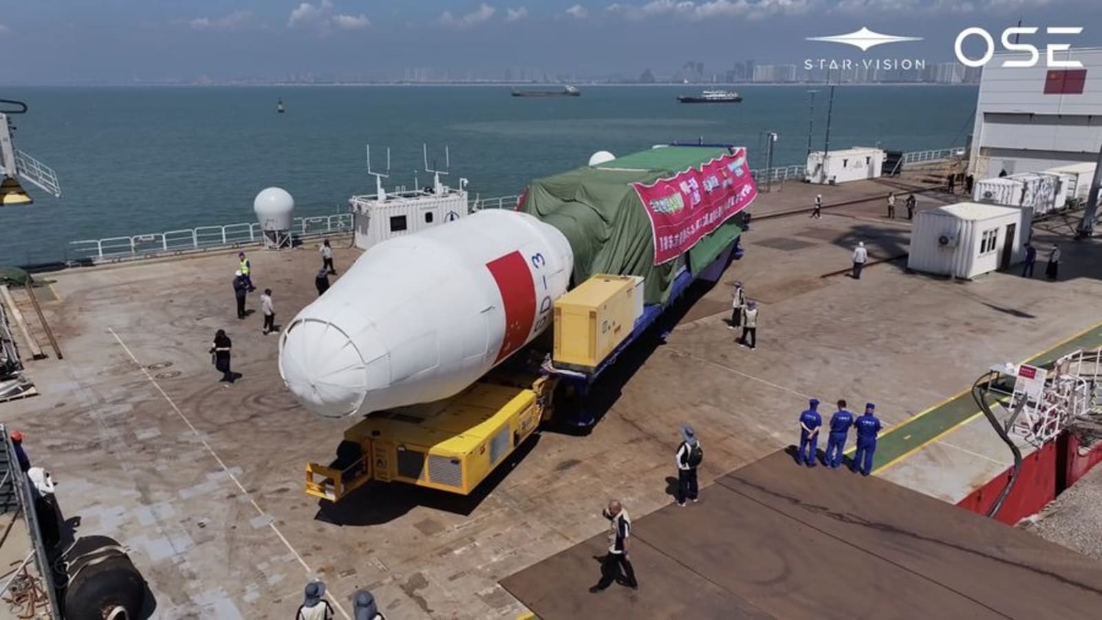 Lampung Terbang Tinggi dengan Satelit Sendiri, Tanpa Setoran APBD Sepeser Pun