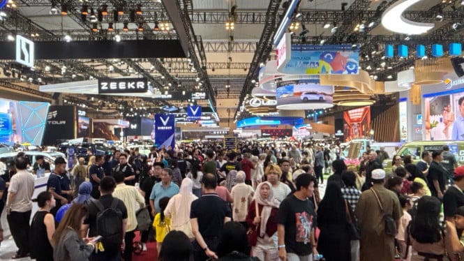 Revolusi Harga Mobil Listrik: Industri Otomotif Memasuki Era Baru yang Penuh Tantangan