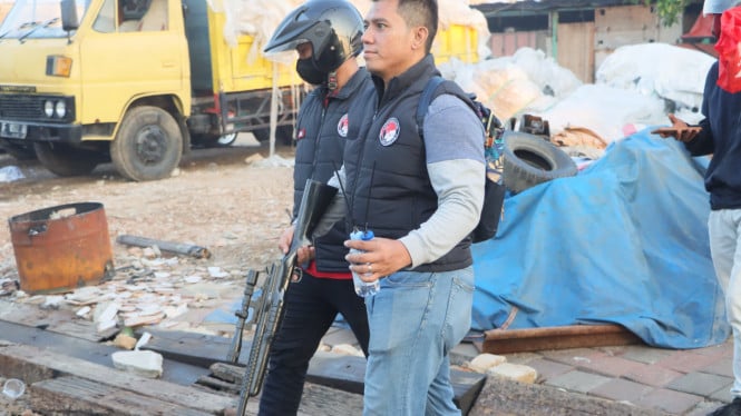 Operasi BNN di Kampung Bahari Ricuh, Warga Lempar Mercon ke Arah Petugas