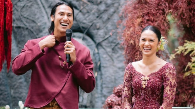 Sean Gelael Resmi Bertunangan, Ini Sosok Hana Malasan yang Mencuri Hati Pewaris Keluarga Gelael