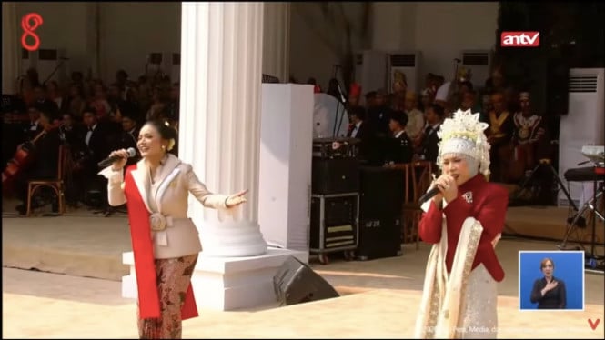 Kris Dayanti dan Melly Goeslaw Ramaikan Perayaan Kemerdekaan RI di Istana Negara dengan Penampilan Spektakuler