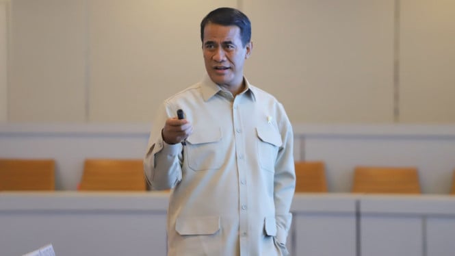 Amran Gencar Bersihkan Kementan: 14 Pejabat Dinonaktifkan Terkait Dugaan Korupsi Miliaran Rupiah