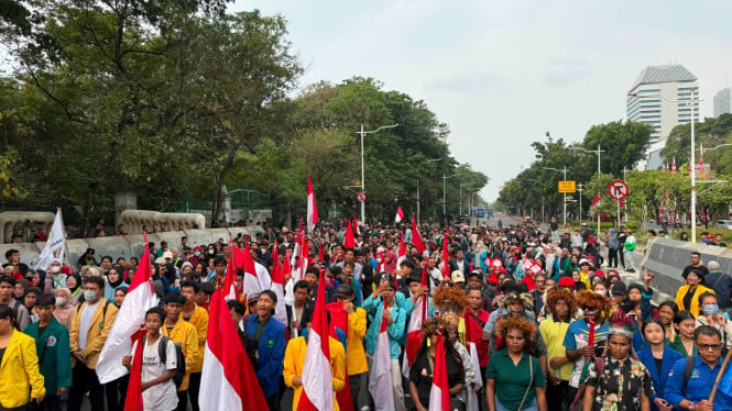 Ribuan Pemuda Ramaikan Jalanan dengan Kirab Merah Putih, Semangat Kemerdekaan RI Kembali Membara