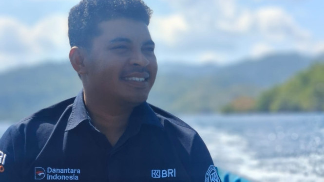 Dari Laut yang Ganas, BRI Mantri Ciptakan Akses Perbankan di Pulau-Pulau Terpencil Maluku