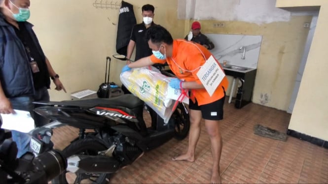 Pencarian Korban Mutilasi Berlanjut: Potongan Anggota Tubuh Ditemukan di Sungai Depok
