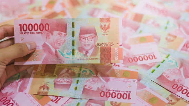 Rupiah Bikin Kejutan Positif, Tembus Rp 17.794 Setelah BI Pertahankan Suku Bunga