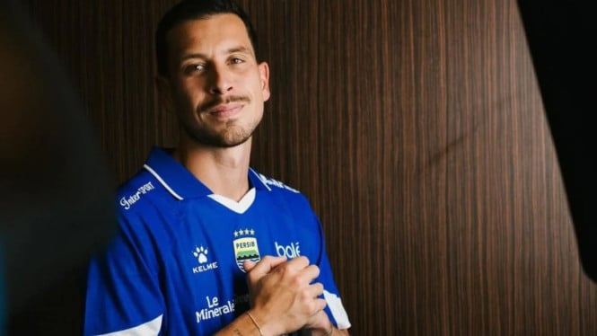 Thom Haye Hilang di Media Sosial Setelah Persib Raih Juara, Gerakannya Lawan Bali United Jadi Sorotan Publik