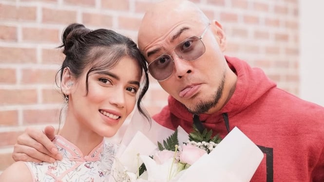 Momen Canggung di Pengadilan: Sabrina Chairunnisa Terkejut Ditanyai Hakim Tentang Intimitas dengan Deddy Corbuzier