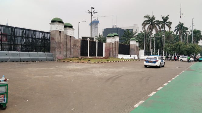 Jalanan Sekitar DPR Bakal Macet Total! Polisi Imbau Pengendara Cari Rute Alternatif Sebelum Terlambat