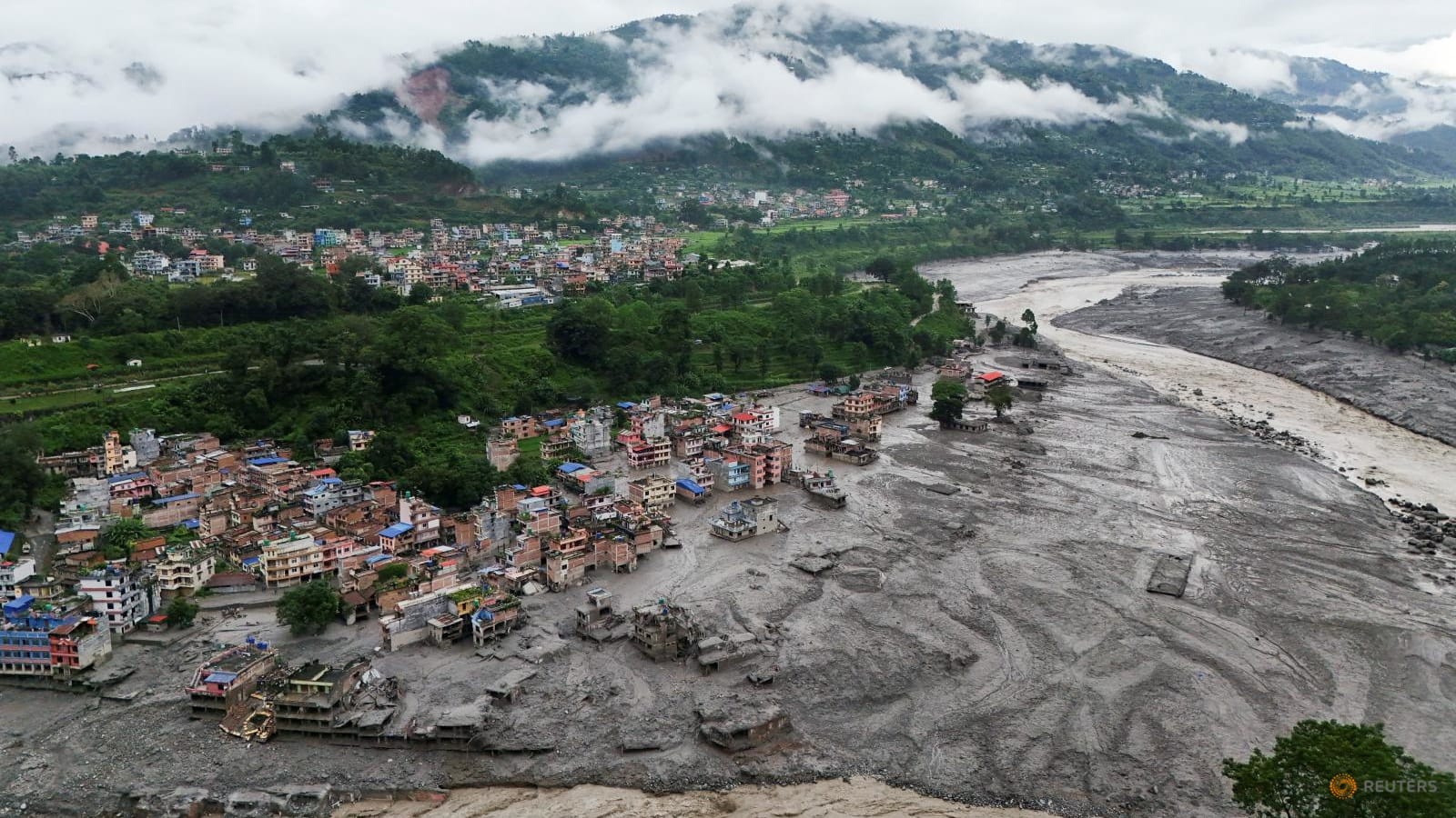 Tragedi Banjir Bandang Nepal: Ratusan Nyawa Melayang saat Himalaya 'Marah'