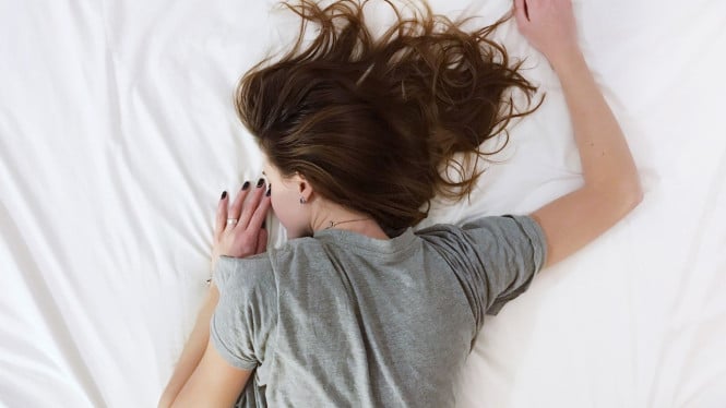 Tidur Berlebihan Bukan Kemalasan, Ini 8 Pertanda Tubuh Mengirim SOS