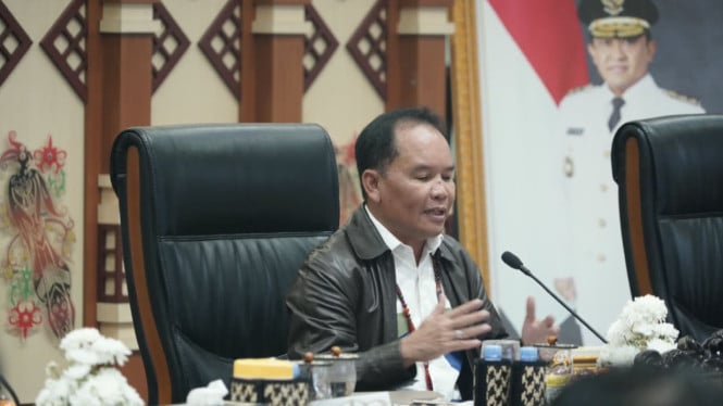 Karhutla di Kalteng Makin Gawat: Gubernur Sabran Gerakkan Bomber Udara untuk Padamkan 10 Titik Api Membandel