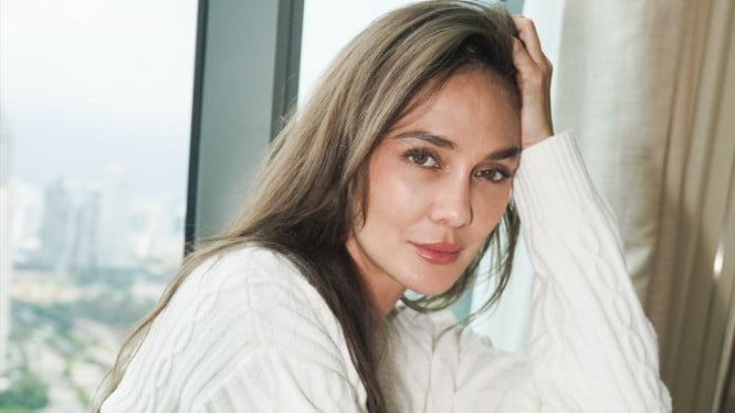 Luna Maya Buka Suara soal Isu Kehamilan: Netizen Perlu Sabar, Syuting Masih Menunggu