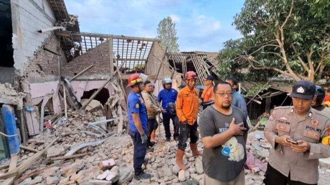 Tragedi di Brebes: Gedung Olahraga Bulu Tangkis Ambruk, Tiga Nyawa Melayang