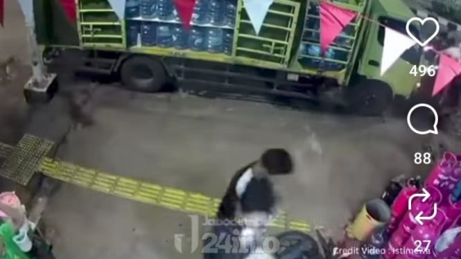 Aksi Begal Brutal di Tebet: Dua Pemuda Dikejar hingga Terjatuh di Warung, Motor Dicuri