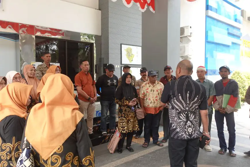 Antrian Panjang di BPN Malang, Ratusan Warga Ciptomulyo Tuntut Penyelesaian Sengketa Tanah