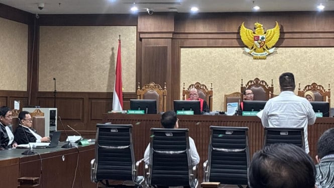 Terdakwa Korupsi LPEI Membantah Nikmati Sepeser Uang Negara dalam Pledoi Dramatis