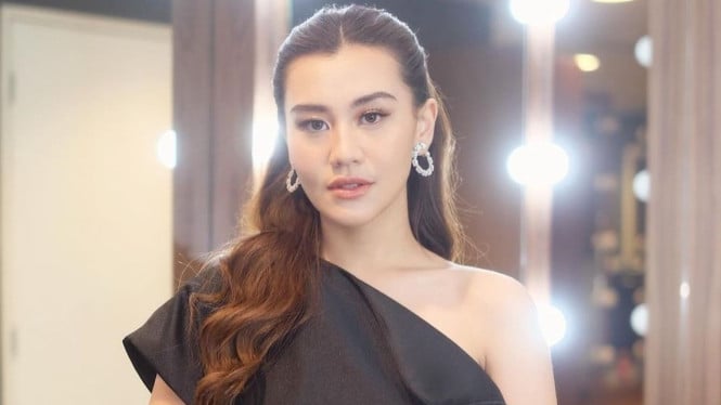 Aaliyah Massaid Buka Suara Soal Luka Mendalam: Kehilangan Adjie Massaid Tinggalkan Trauma yang Belum Tersembuhkan