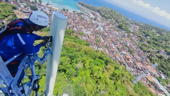 XLSmart Ambil Langkah Raksasa, Bangun Infrastruktur Digital Bawah Laut Sepanjang 8.000 Km