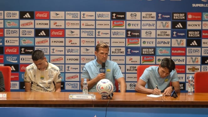 Igor Tolic Akui Persib Terlalu Agresif: Strategi Berani Justru Jadi Bumerang Lawan Persija