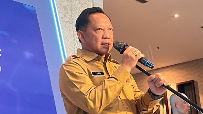 Puluhan Ribu Kepala Desa Desak Perpanjangan Masa Jabatan, Mendagri Tunda Keputusan untuk Evaluasi Matang