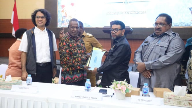 Dengarkan Langsung dari Masyarakat, Pansus Papua DPD RI Jelajahi Sorong untuk Gali Akar Konflik