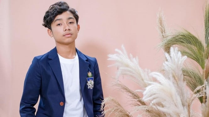 Tarot Ungkap Prediksi Menarik soal Masa Depan Betrand Peto di Tengah Kasus Kekerasan Seksual