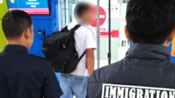 Penyu Belimbing Tewas di Raja Ampat: Turis Malaysia Dibekuk Bandara Sebelum Kabur ke Kuala Lumpur