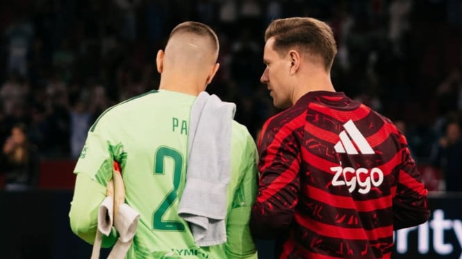 Strategi Rotasi Ajax: Mengapa Maarten Paes Dipercaya Jadi Kiper Utama Lawan Willem II