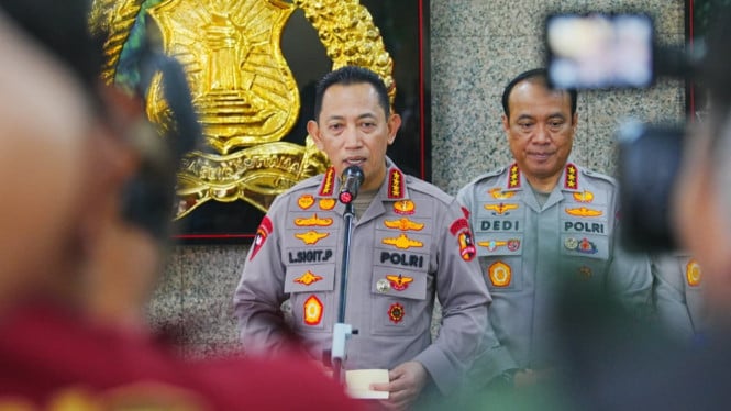 Kapolri Sigit Dapat Pujian atas Komitmen Keras Lawan Impor Gelap, Pengamat: Langkah Tepat Selamatkan Ekonomi Nasional