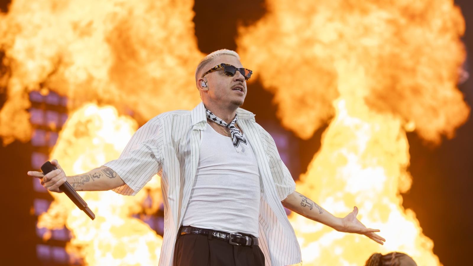 Macklemore Sumbang Rp17,7 Miliar dari Konser Ed Sheeran untuk Palestina, Tantang Miliarder Robert Kraft
