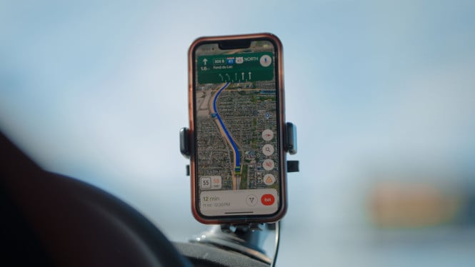 Smartphone Tahan Air Terbaik untuk Driver Ojek Online: Performa Maksimal dengan Budget Minimal