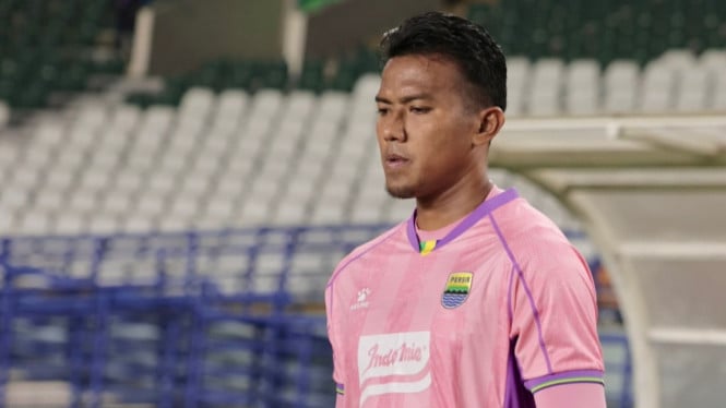 Persib Raih Kemenangan, Bobotoh Justru Banjir Kritik untuk Teja Paku Alam