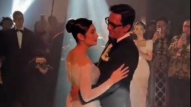 Ciuman di Altar Pernikahan Amanda Rigby Bikin Andre Taulany Diterpa Badai Kritik Netizen