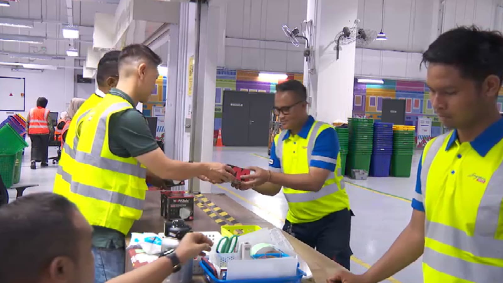 Perang Melawan Asap: Bagaimana Perusahaan Singapura Jaga Nyawa Karyawan di Tengah Krisis Udara