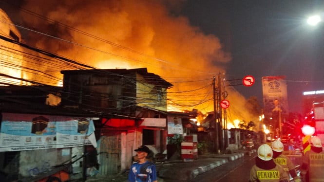 Kebakaran Misterius Jelajahi Permukiman Kebayoran Lama, Awal Mula dari Warteg Sederhana