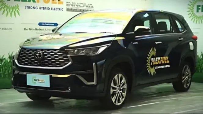 Toyota Innova HyCross Flex-Fuel Siap Revolusi Bahan Bakar: Bisa Pakai Etanol Murni, Segera Hadir