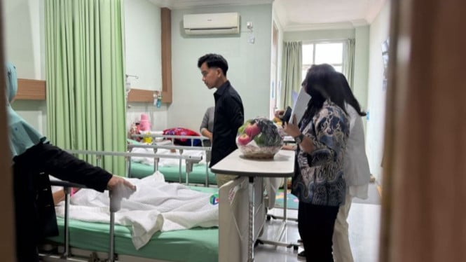 Gibran Turun Langsung Pantau Penanganan Korban Keracunan Makanan di Batang, Desak Penyelidikan Dipercepat