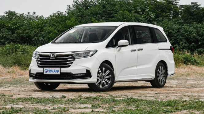 Honda Odyssey China Makin Mewah: Layar Jumbo dan Kursi Pijat Turun ke Model Termurah