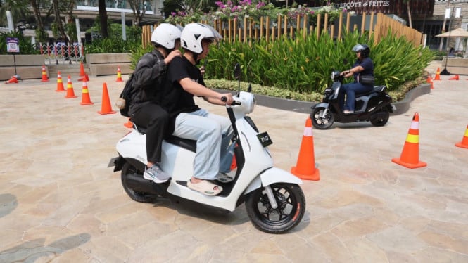 Motor Listrik VinFast Raih Kepercayaan Driver Ojol, Teknologi Battery Swap Jadi Game Changer
