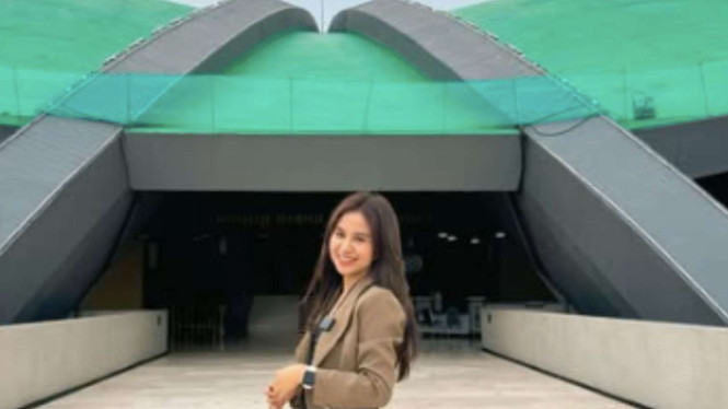 Tak Puas dengan S1, Mayang Lucyana Langsung Ambil Langkah Besar Lanjut Kuliah S2