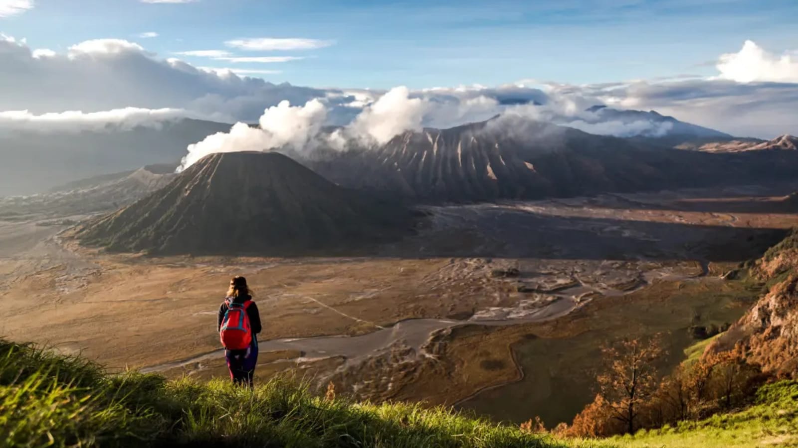Serangan Balik Pariwisata: Wisatawan Asing Membanjiri Indonesia dengan Rekor Tertinggi Pasca-Pandemi