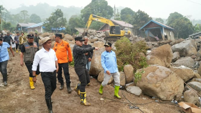 Wamendagri Bima Arya Turun Langsung ke Solok, Percepat Respons Banjir Bandang dengan Koordinasi Lintas Kementerian