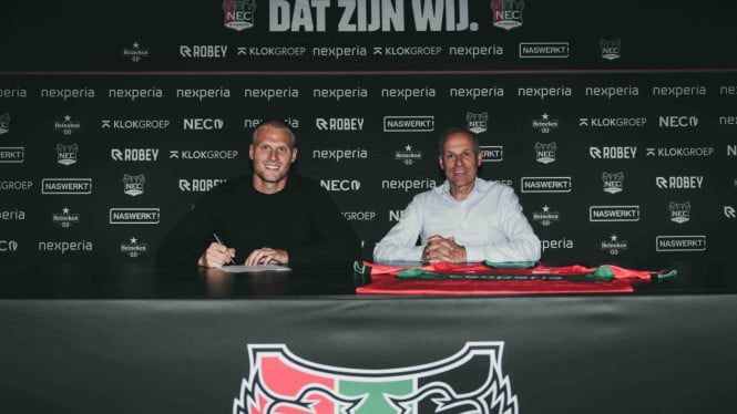 Bakker Kembali ke NEC Nijmegen: Perpindahan Strategis di Tengah Musim